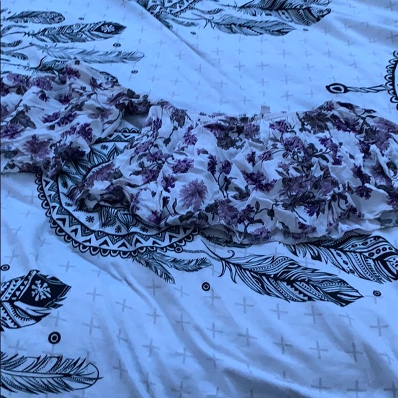 Off the shoulder crop top - Picture 1 of 5